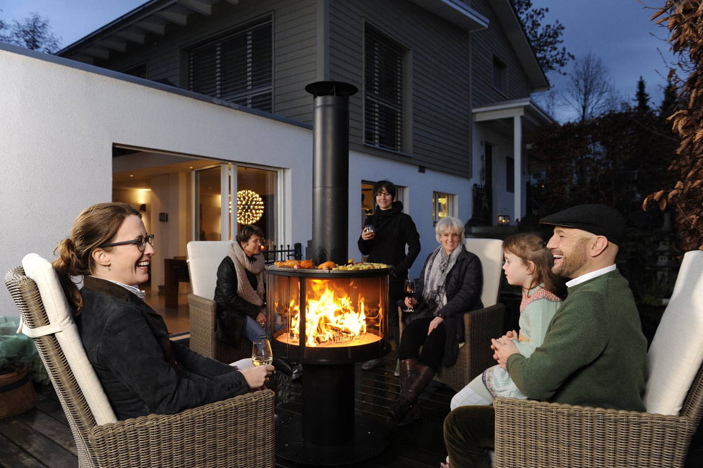 Cheminée extérieur, barbecue et poêle à bois de terrasse