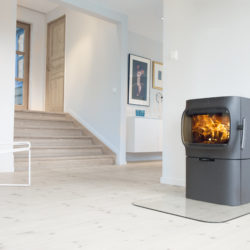 POêle à bois Jotul F 105 base poêle petit, moderne en fonte noir, revendeur Jotul Atre et Loisirs 73 38 74